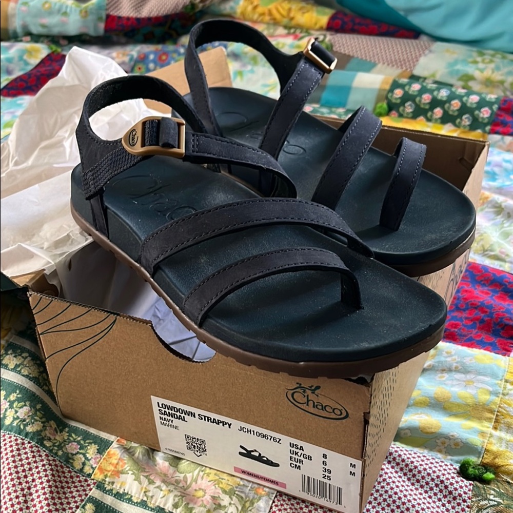 Chaco Lowdown Strappy Sandal in Navy